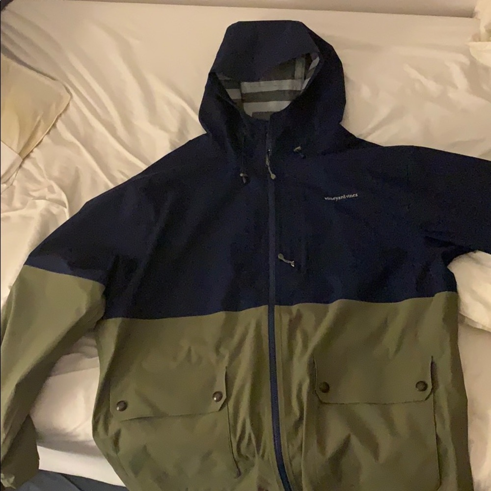 Vineyard Vines heavy rain coat